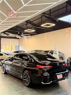 بي ام دبليو الفئة 7